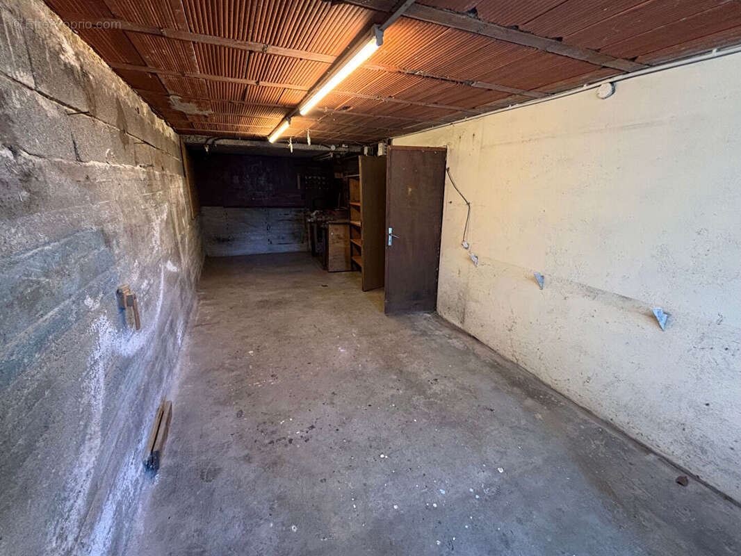 Maison à BRUGUIERES