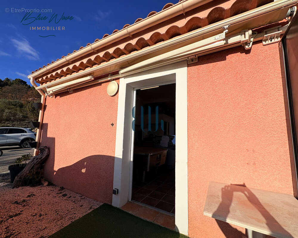 Maison à SAINTE-CROIX-DU-VERDON