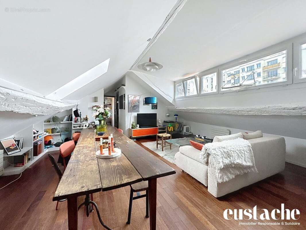 Appartement à PARIS-11E