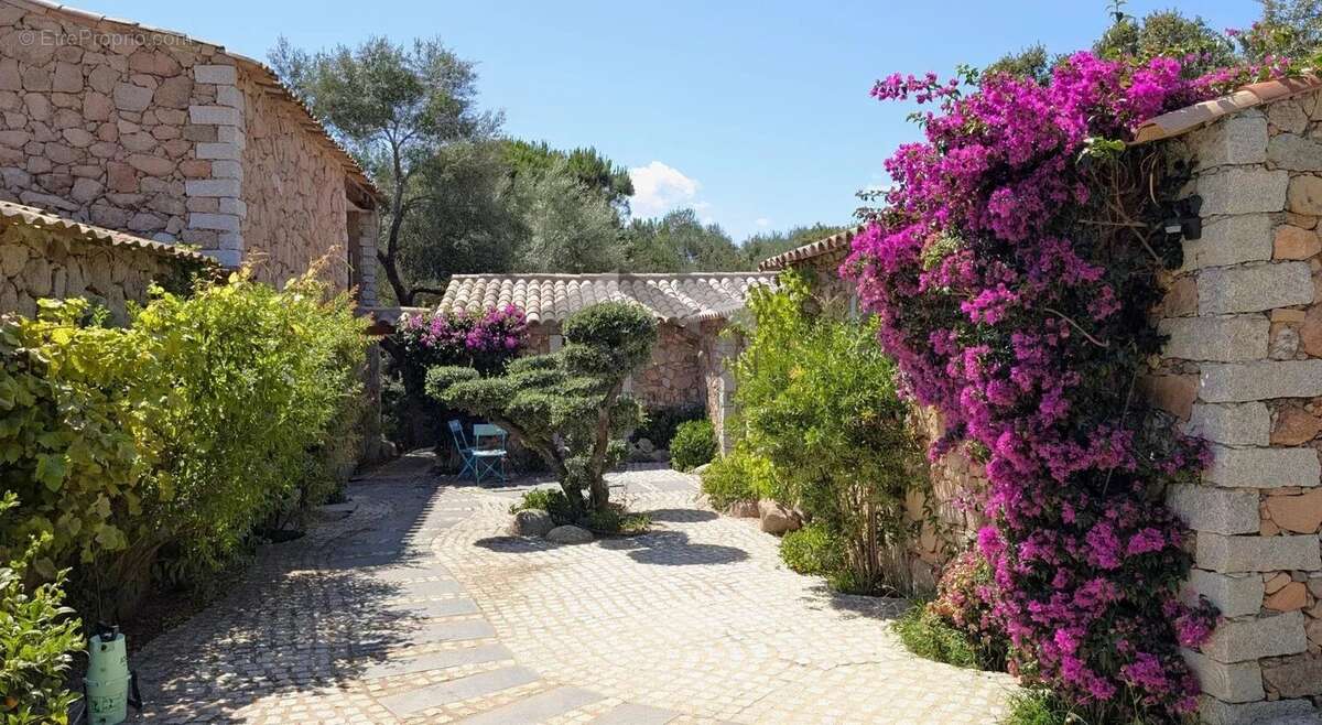 Maison à PORTO-VECCHIO