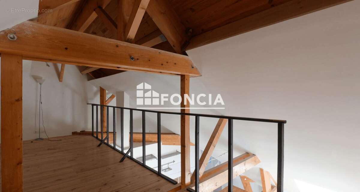 Appartement à CORBEIL-ESSONNES