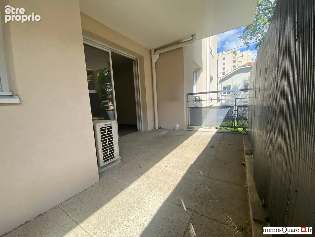 Appartement 65 m² à Venissieux  - photo 4