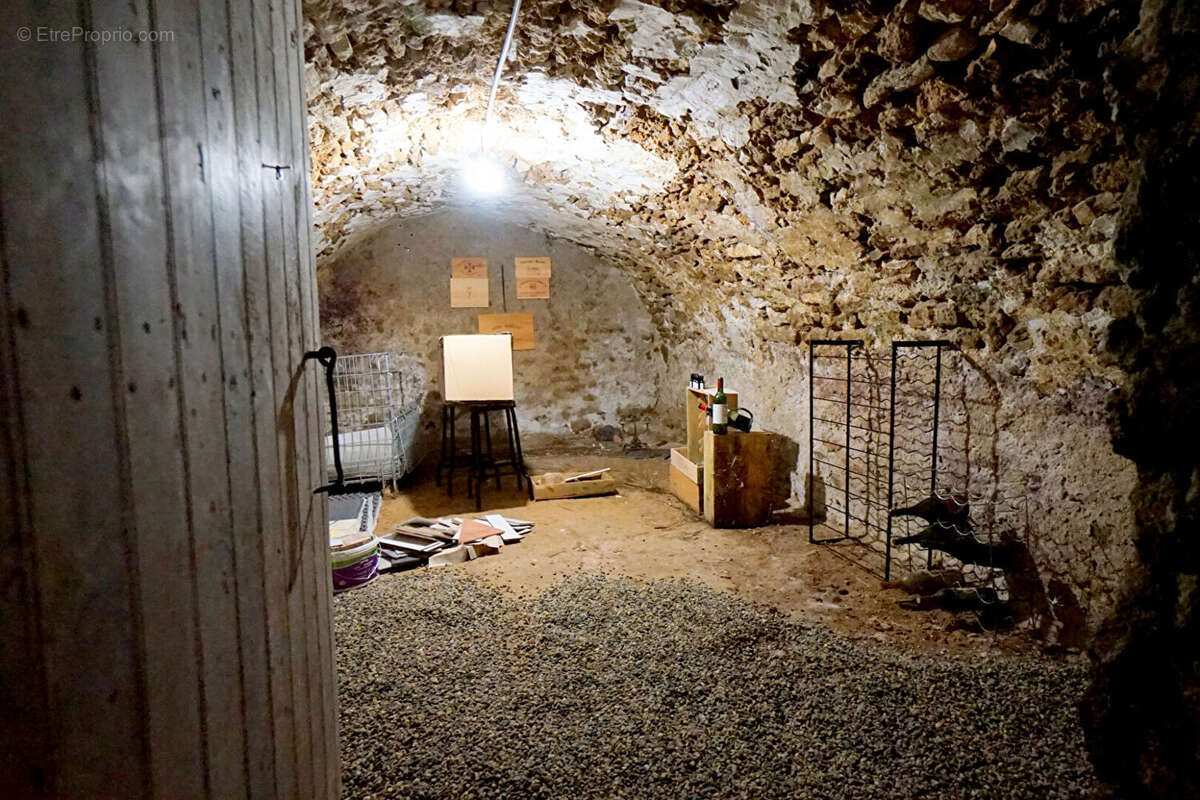 Maison à MEZIERES-SUR-SEINE