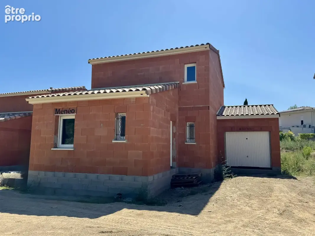 Maison 5 pièces 102 m² à vendre à Clermont-L'herault (34800) - photo 2