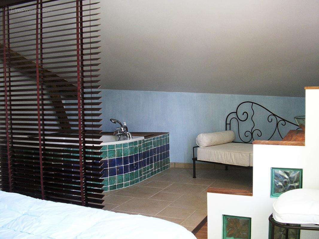 Maison à BUIS-LES-BARONNIES