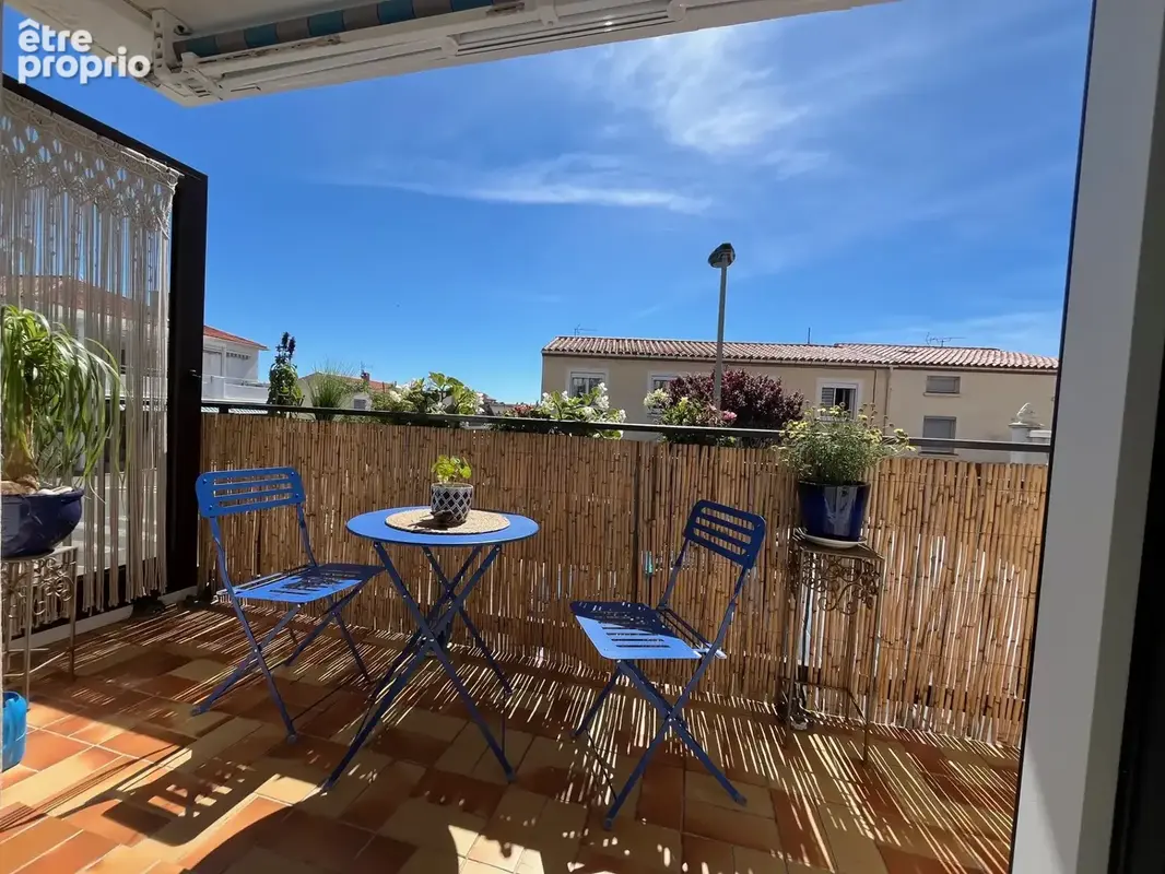 Saint pierre la mer appartement t3 parking + garage 2 voitures - photo 8