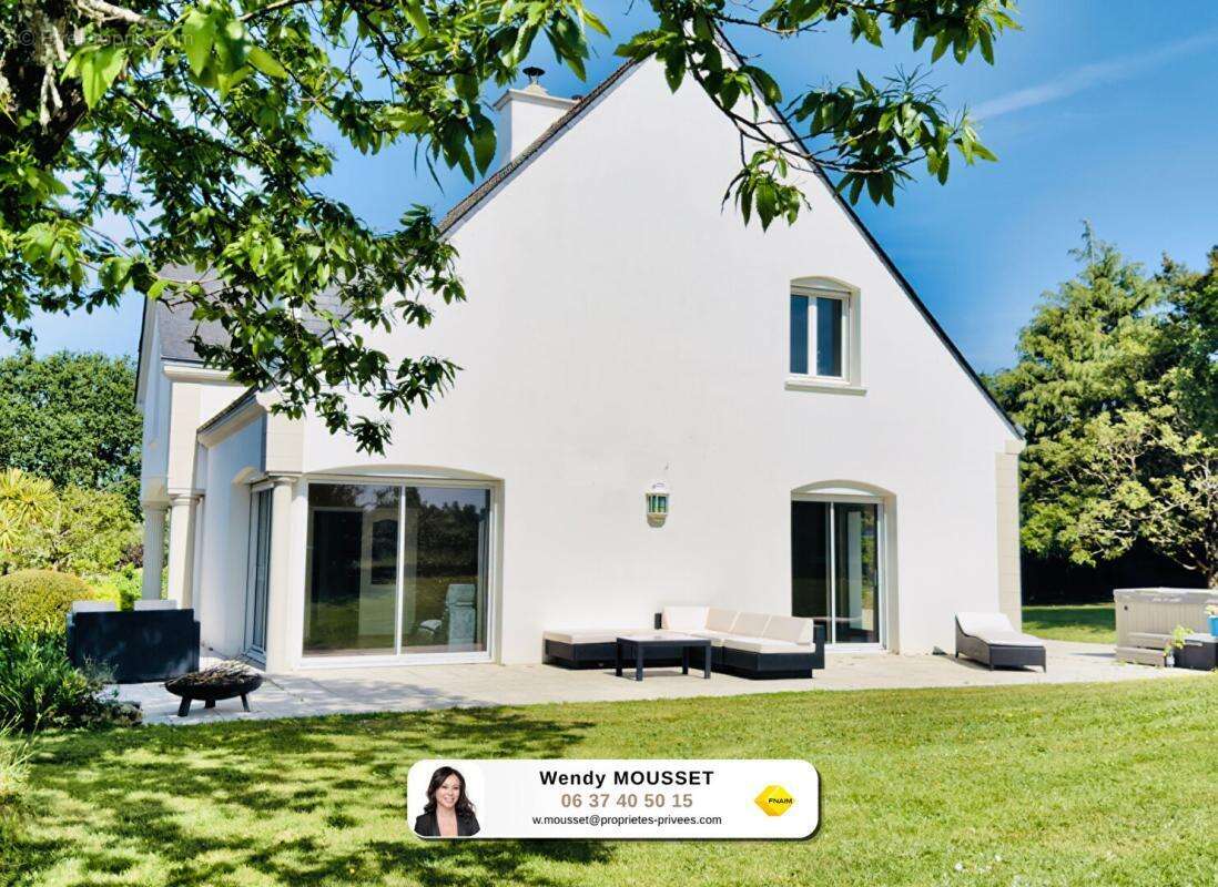 Maison à THEIX