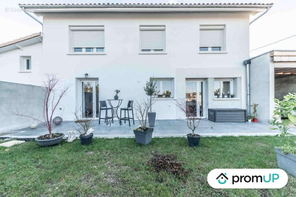 Maison à SAINT-SYLVESTRE-SUR-LOT