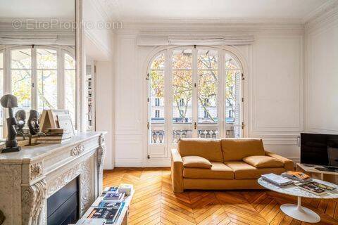 Appartement à PARIS-6E