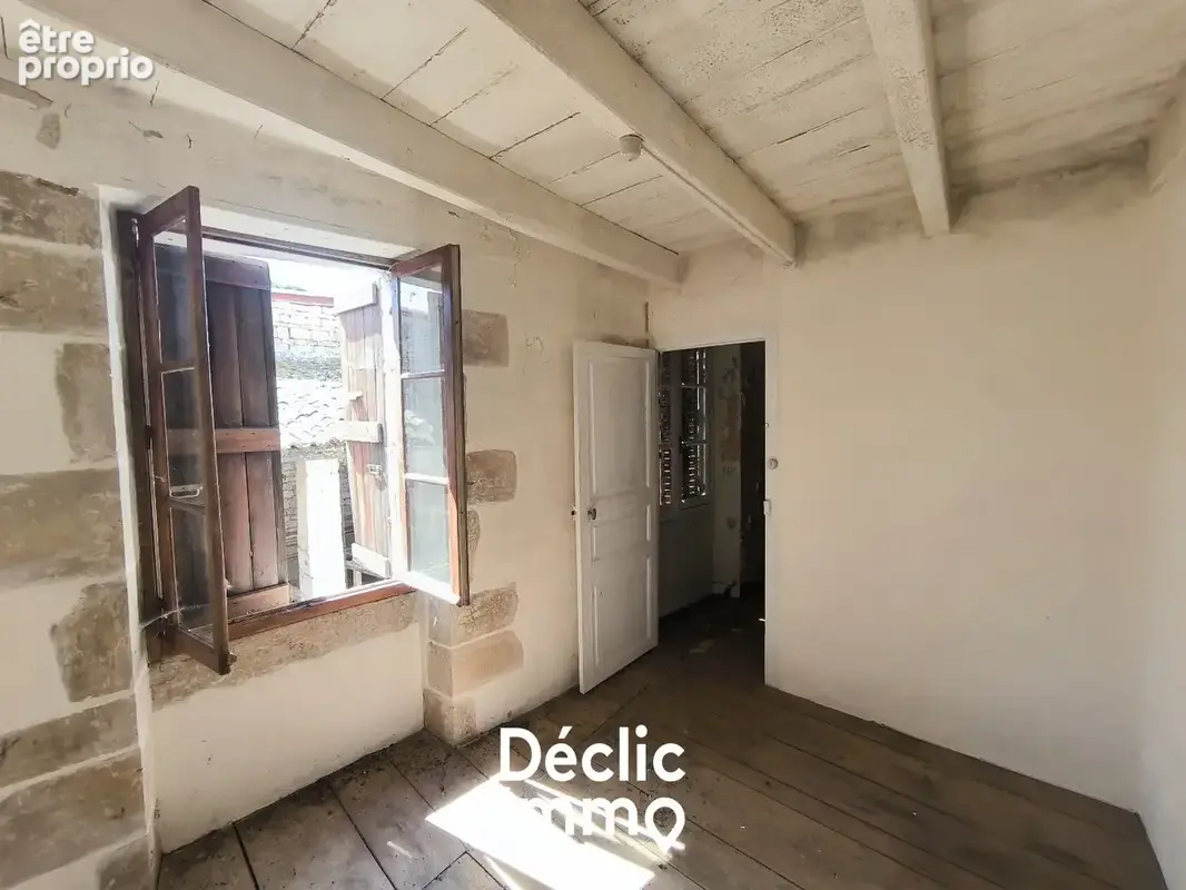 Maison a renover - photo 7