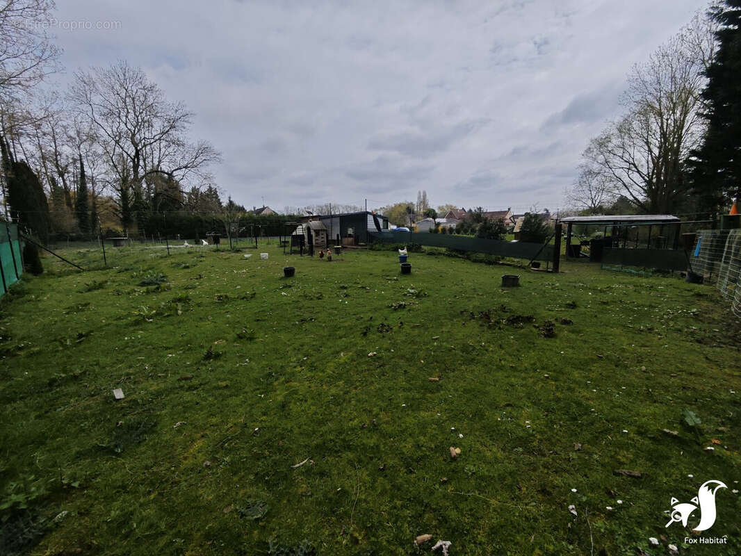 Terrain à THUN-L'EVEQUE