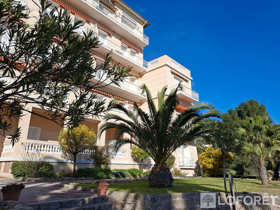 Appartement à HYERES
