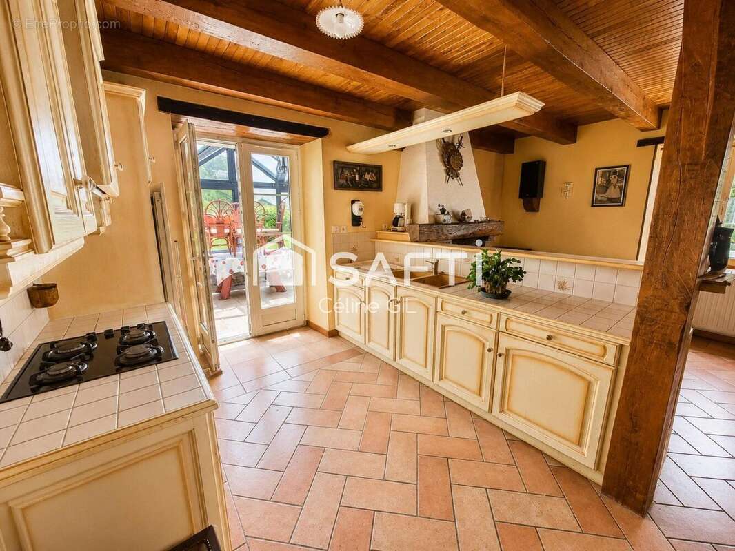 Maison 150 m² à La Croix-Hellean  - photo 5