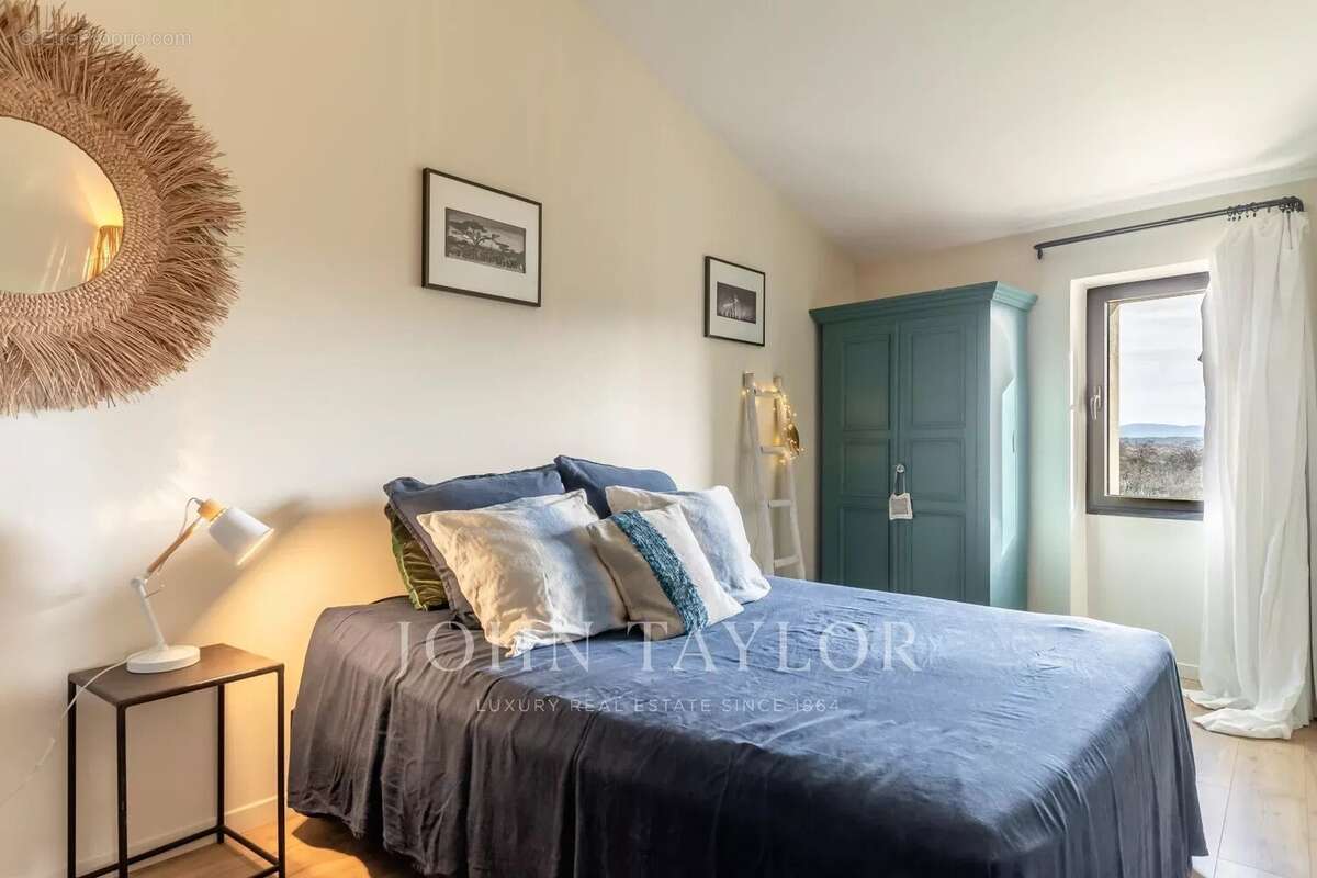 Maison à CABRIERES-D&#039;AVIGNON