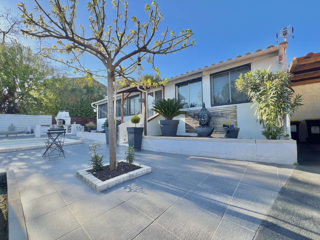 Maison à LUNEL-VIEL