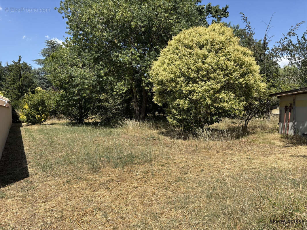 Terrain à ROQUES