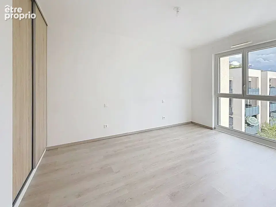 THIONVILLE - Appartement F3 terrasse - grand garage & parking extérieur privé -- 279 000,- € - photo 10