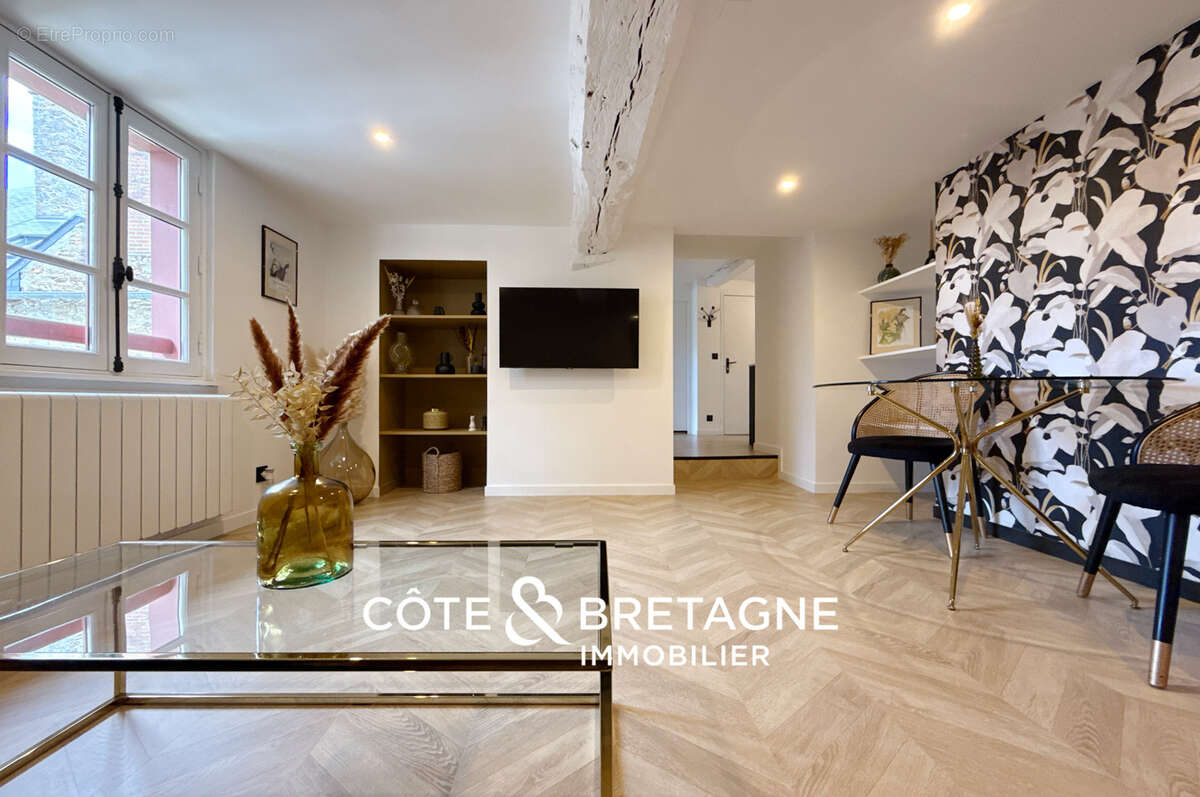 Appartement à LAMBALLE