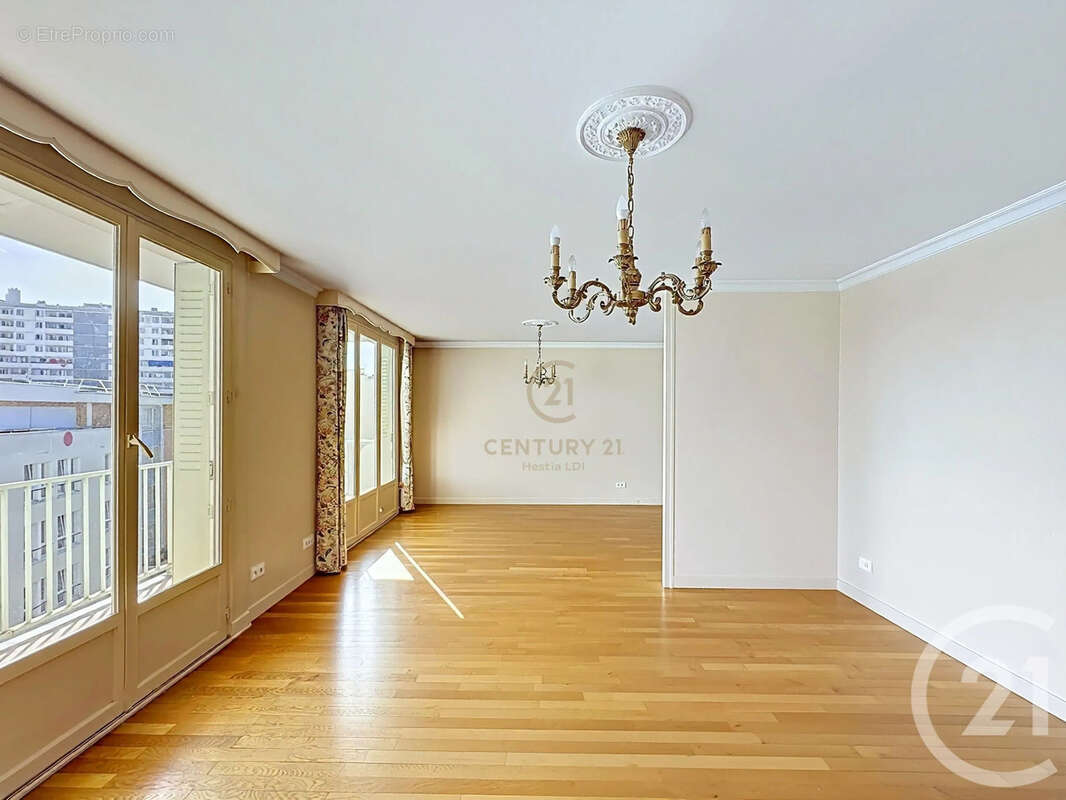 Appartement à LYON-8E