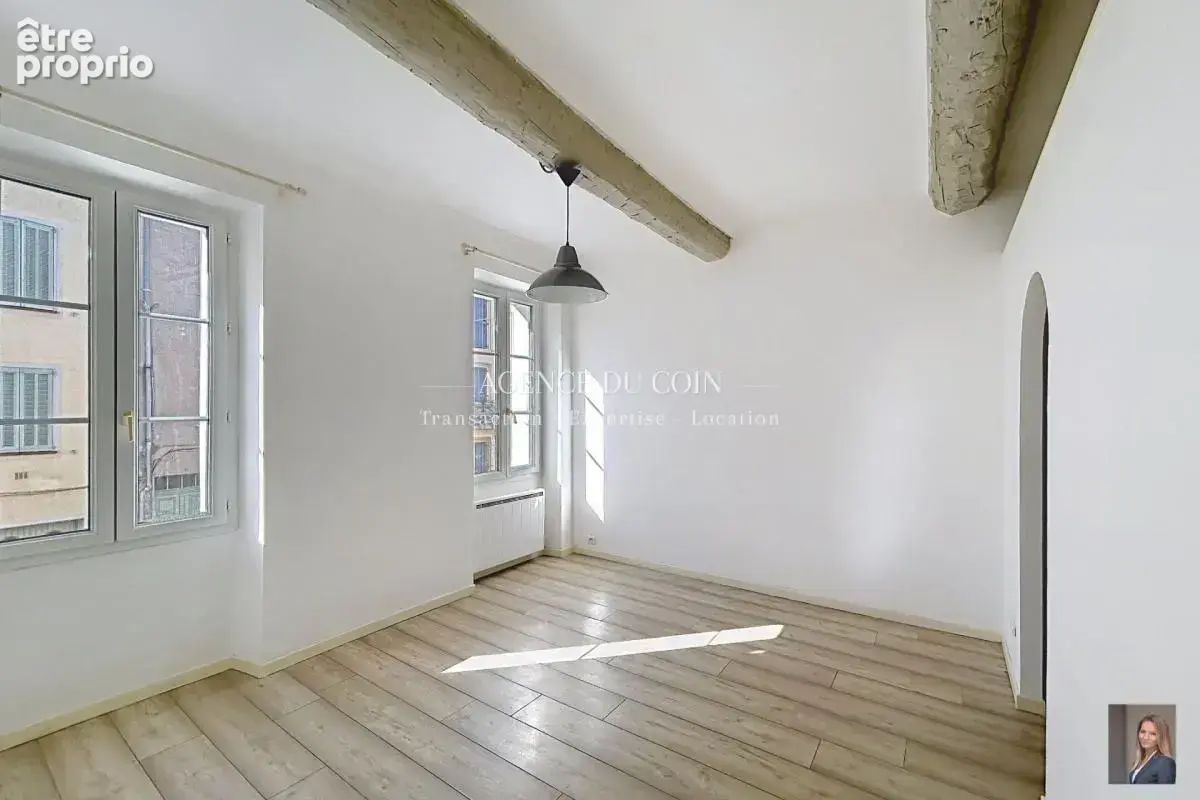 Appartement F1 à vendre – Centre-ville du Muy Idéal premier - photo 8