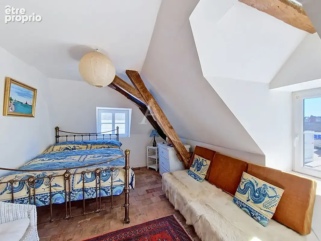 Immeuble de caractère avec appartement familial et local commercial loué - photo 12