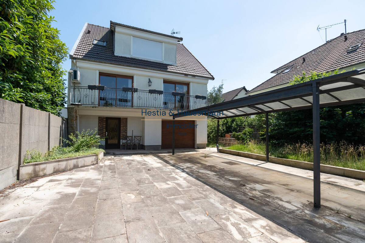 Maison à CHAMPIGNY-SUR-MARNE
