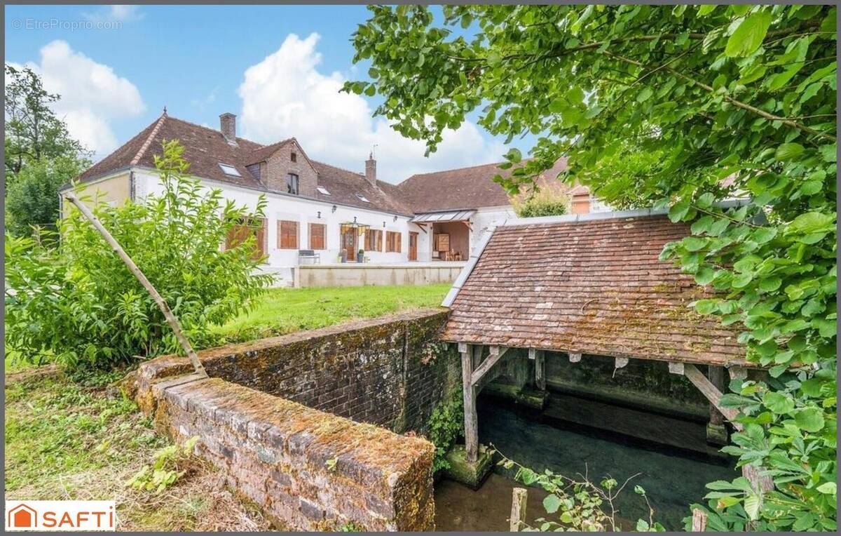 Photo 1 - Maison à MONTIGNY-LES-MONTS