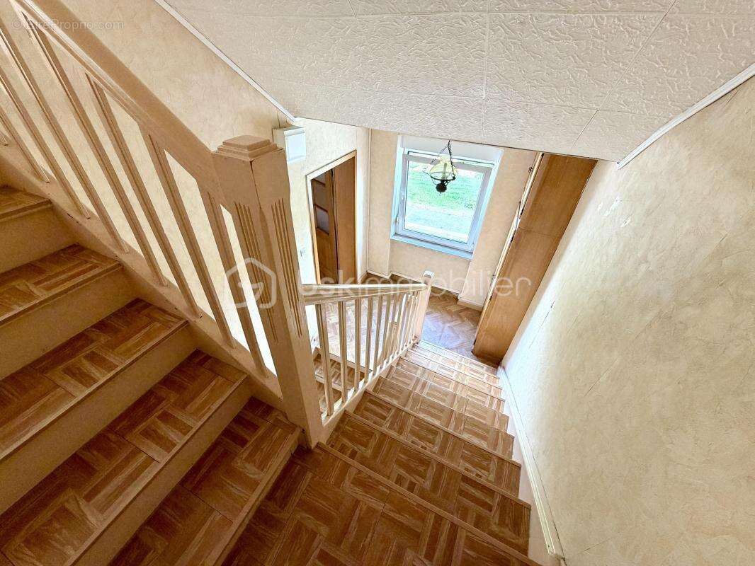 Appartement à PUTTELANGE-AUX-LACS