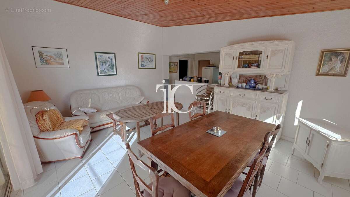 Maison à SAINT-AMBROIX