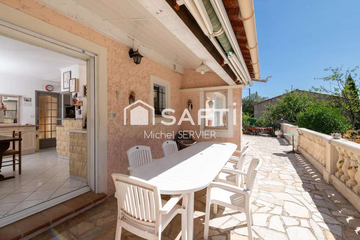 Photo 2 - Maison à LA VALETTE-DU-VAR