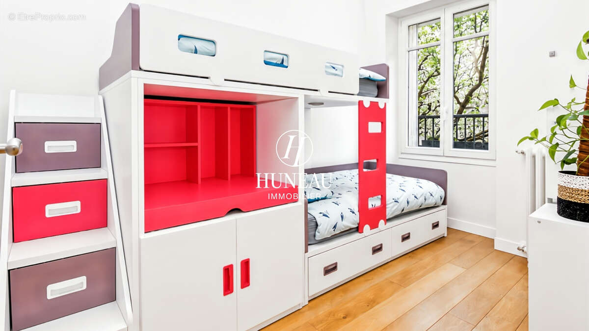 Appartement à PARIS-19E