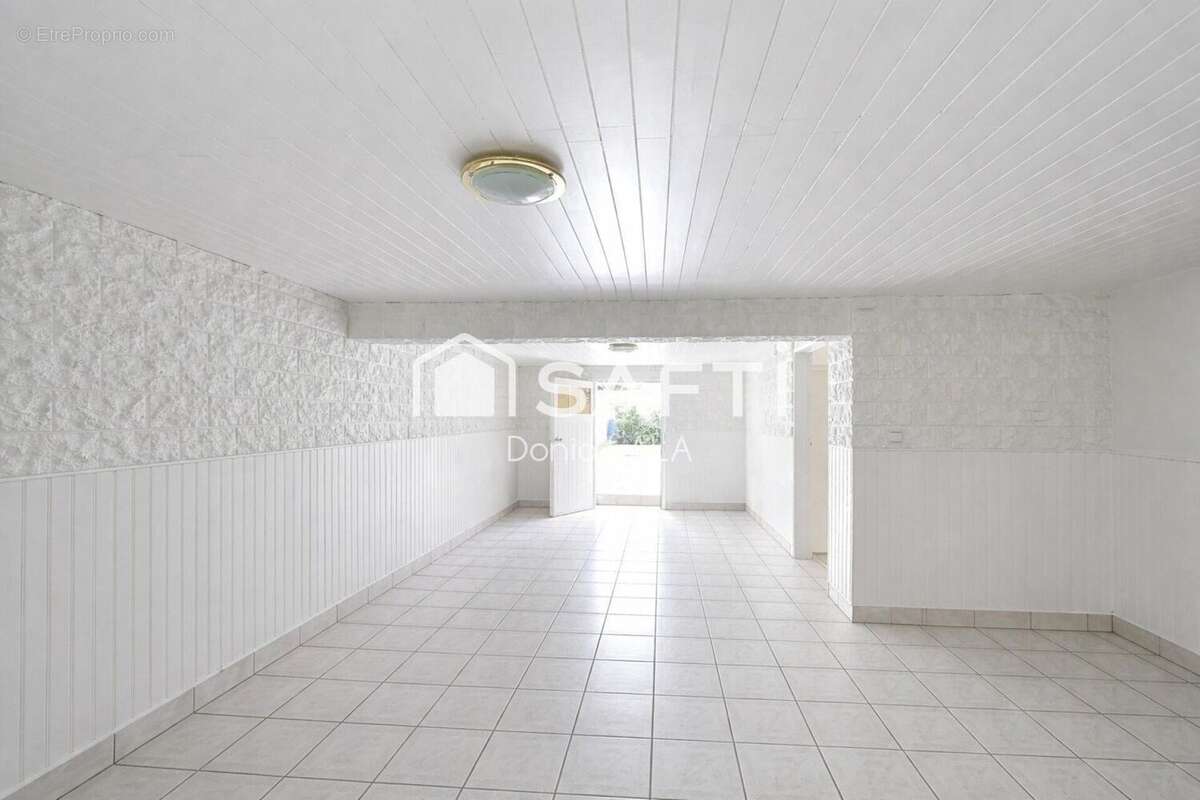 Maison 210 m² à Creteil  - photo 5