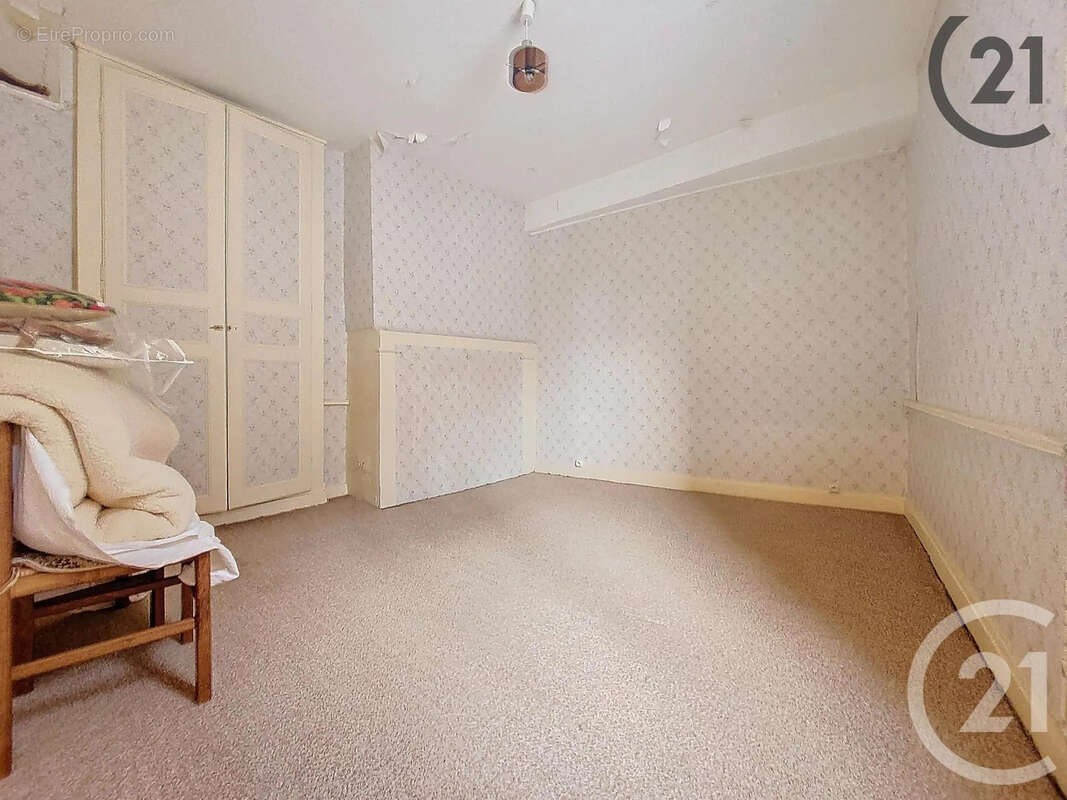 Maison à SAINT-BRIS-LE-VINEUX