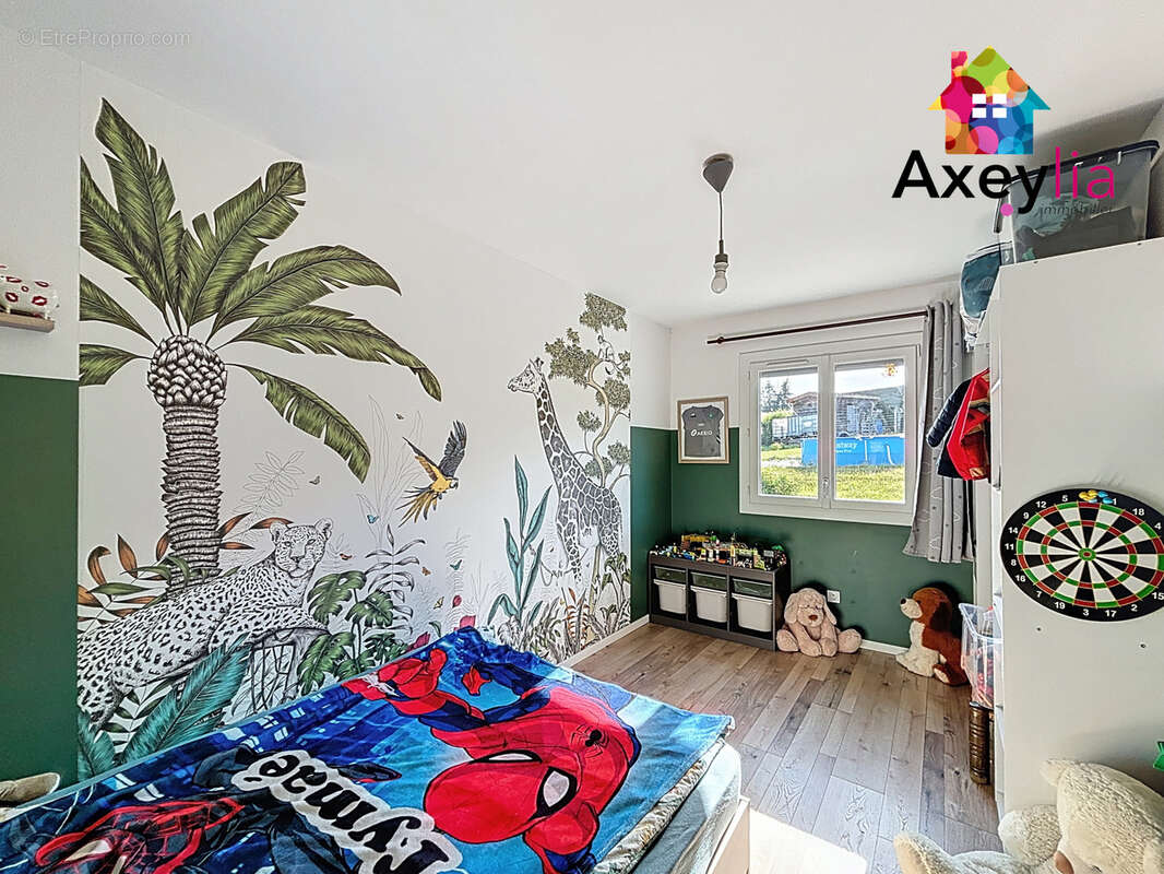 Maison à LA PACAUDIERE