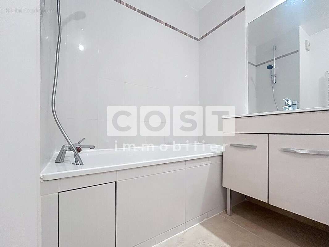 Appartement 63 m² à Colombes  - photo 9