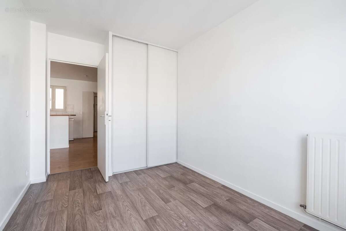 Appartement à LEVALLOIS-PERRET