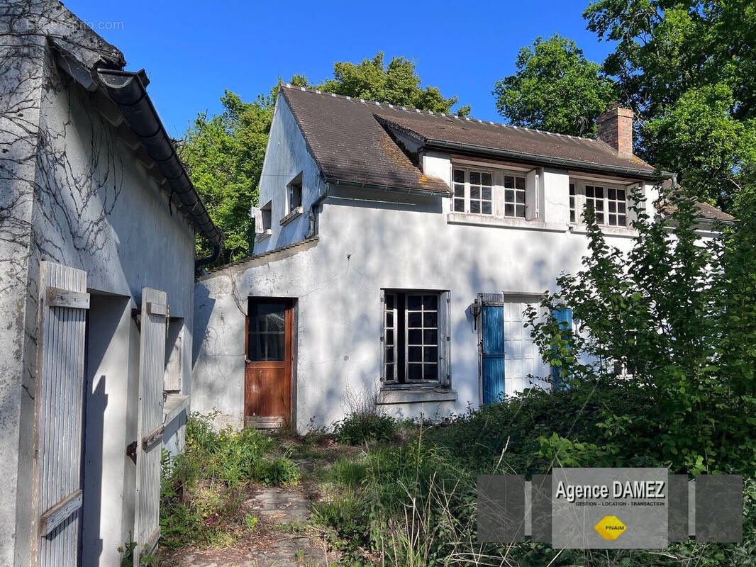 Maison à SAINT-MARTIN-DE-BRETHENCOURT