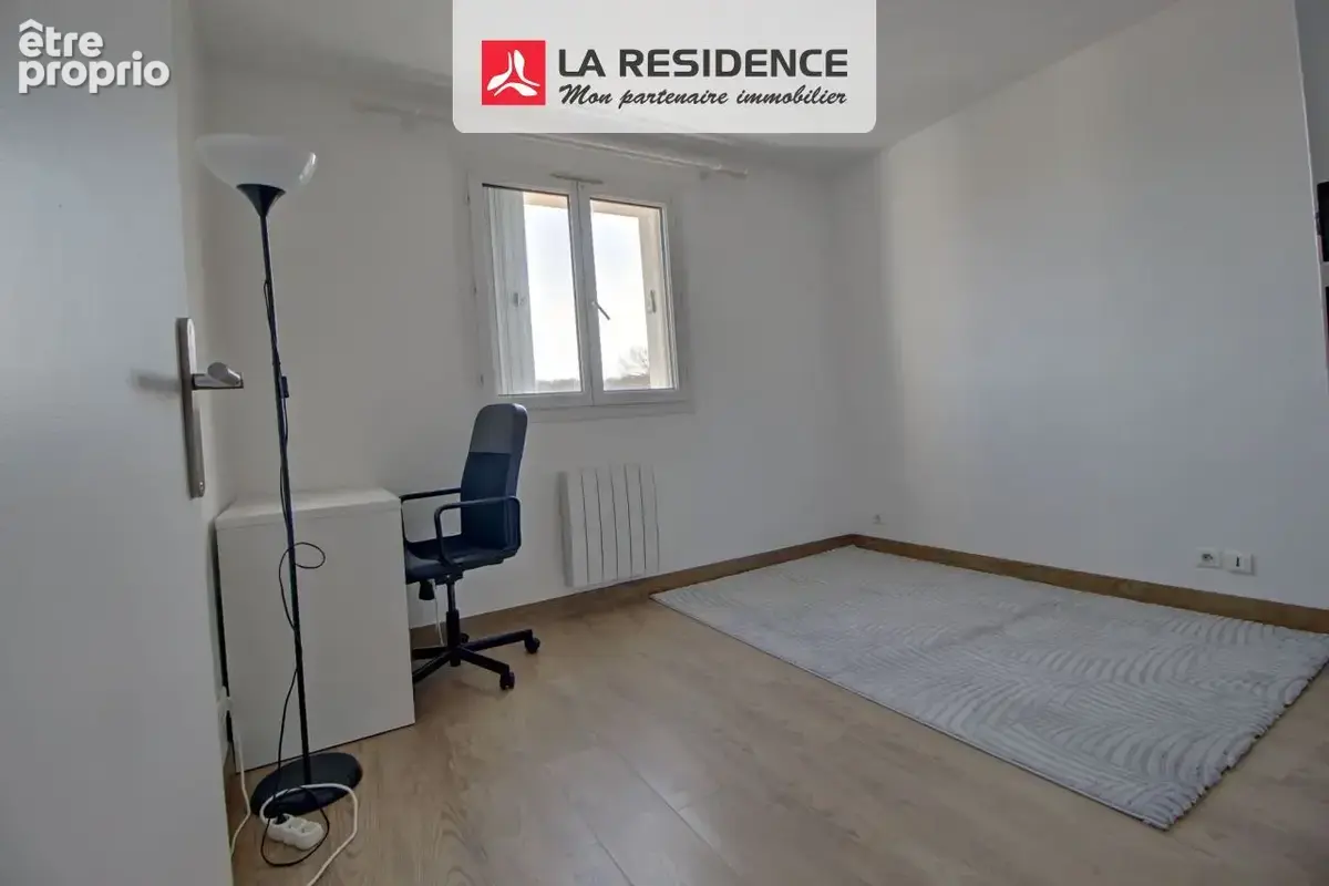 Appartement 66 m² à Plaisir  - photo 4