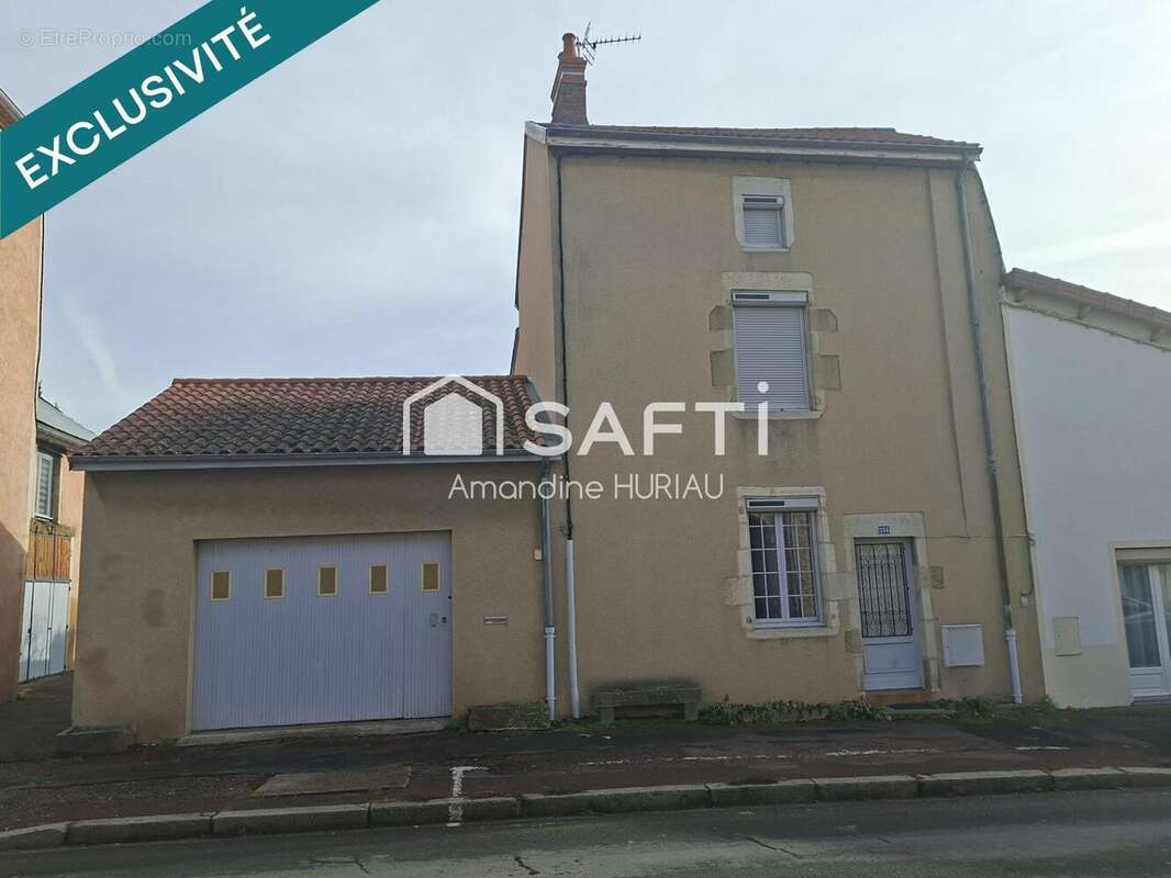 Photo 2 - Maison à AIGUEPERSE