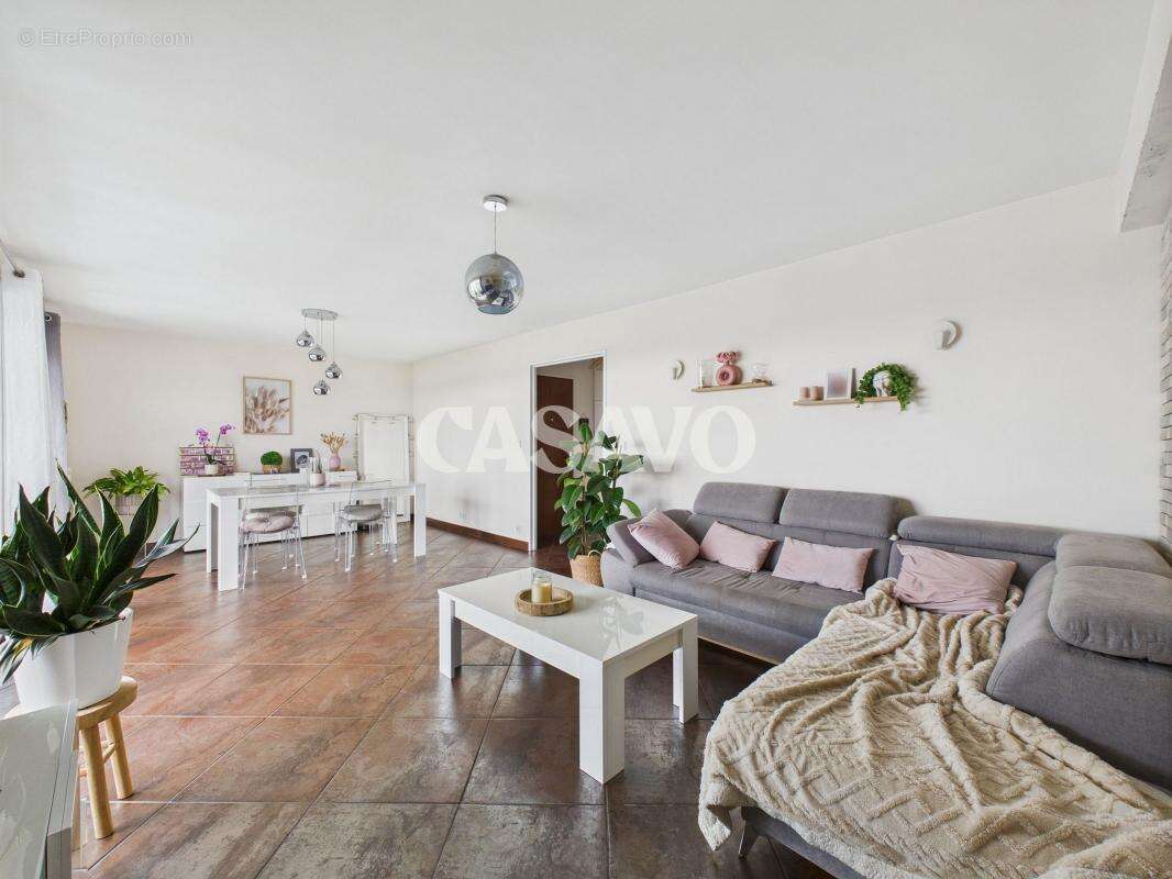 Appartement à LA FRETTE-SUR-SEINE