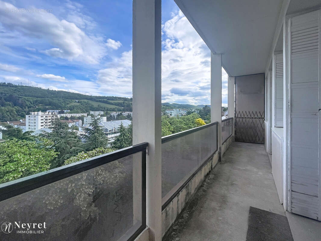 Appartement à SAINT-ETIENNE