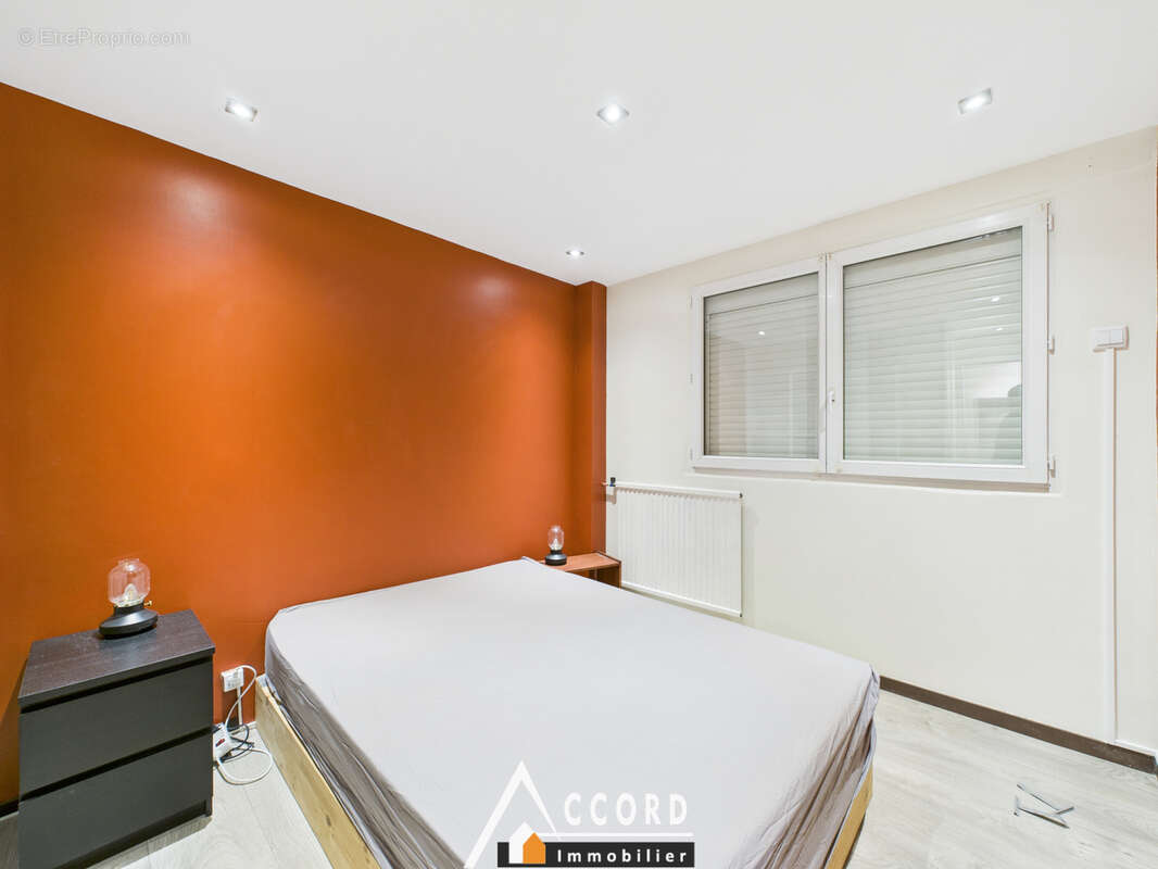 Appartement à SARTROUVILLE
