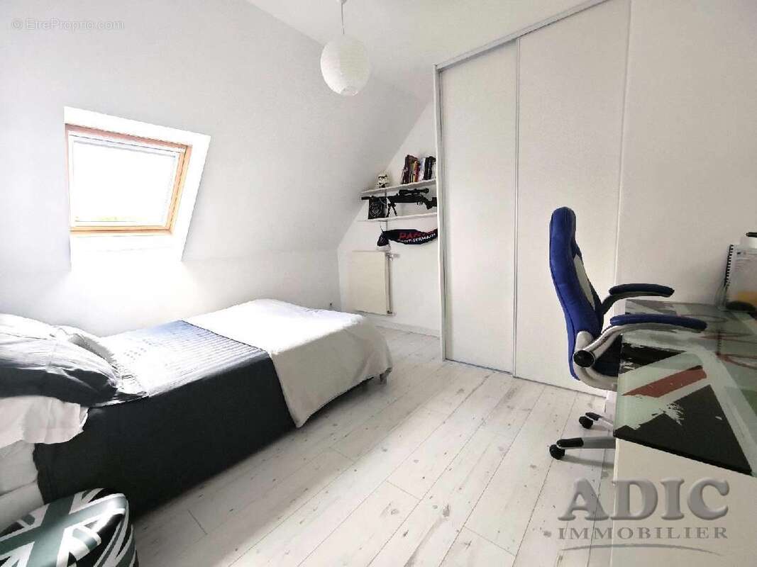 Maison à MOUSSY-LE-VIEUX