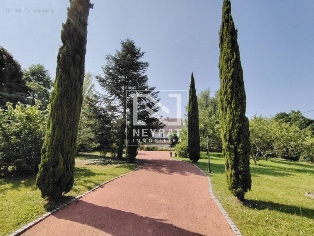 Maison à SAINT-GERMAIN-DU-PLAIN