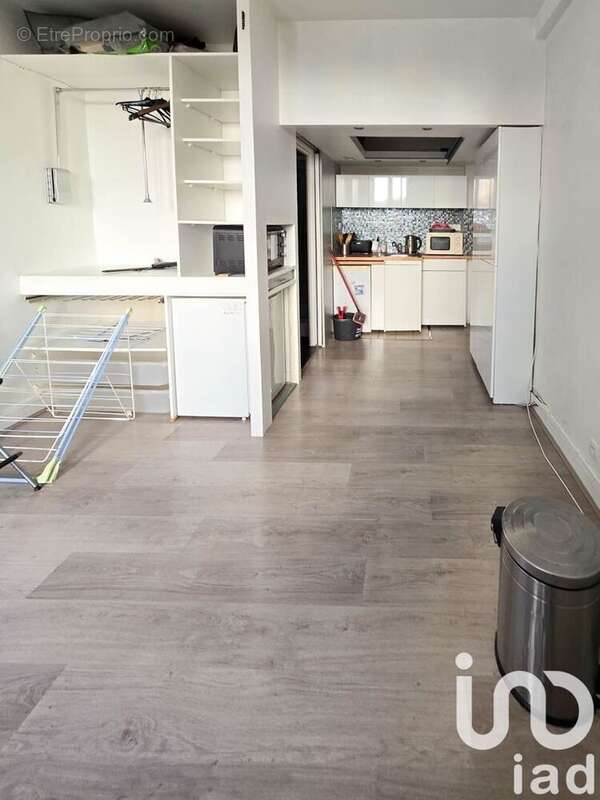 Photo 3 - Appartement à COURBEVOIE