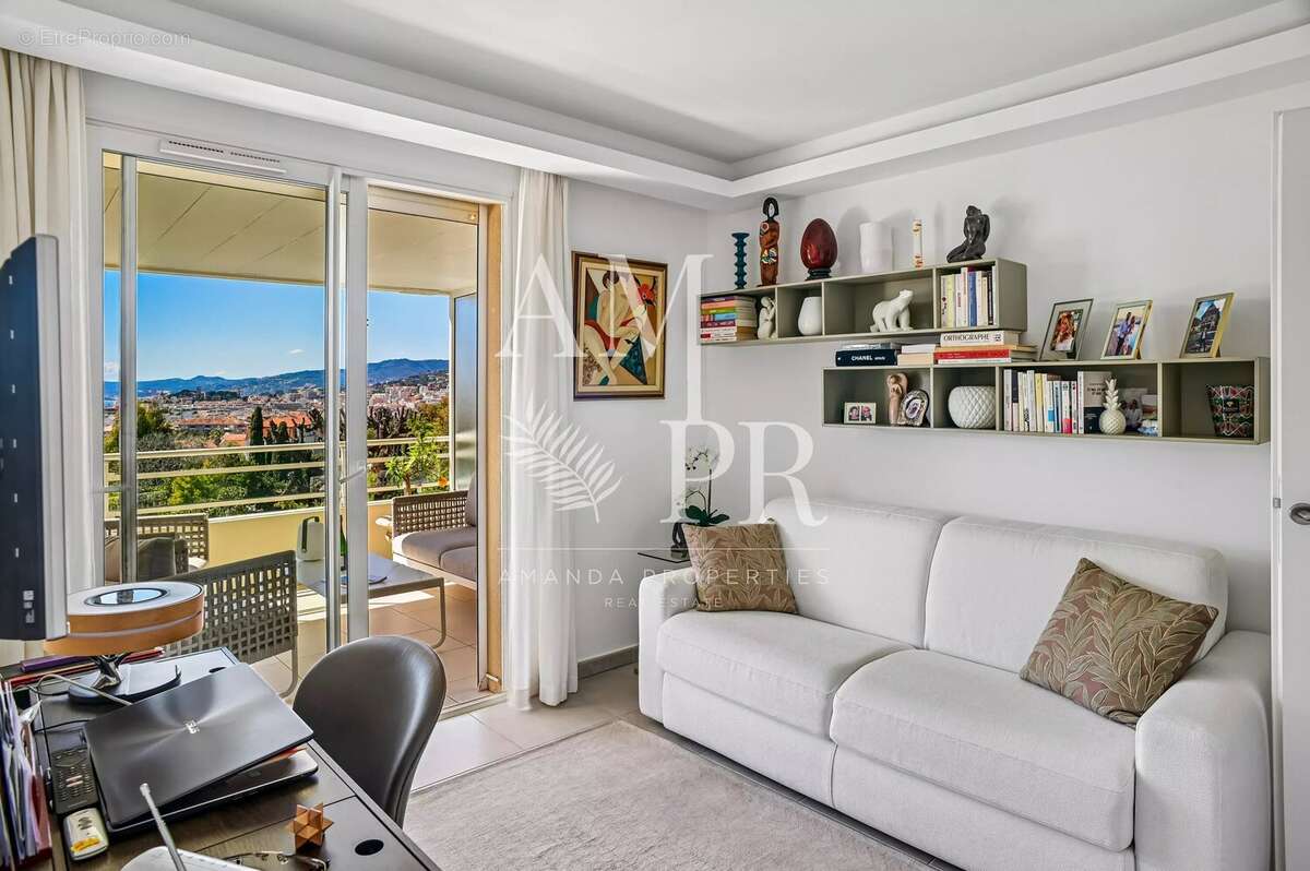 Cannes Basse Californie - Appartement 3 pièces - Vue mer - photo 10