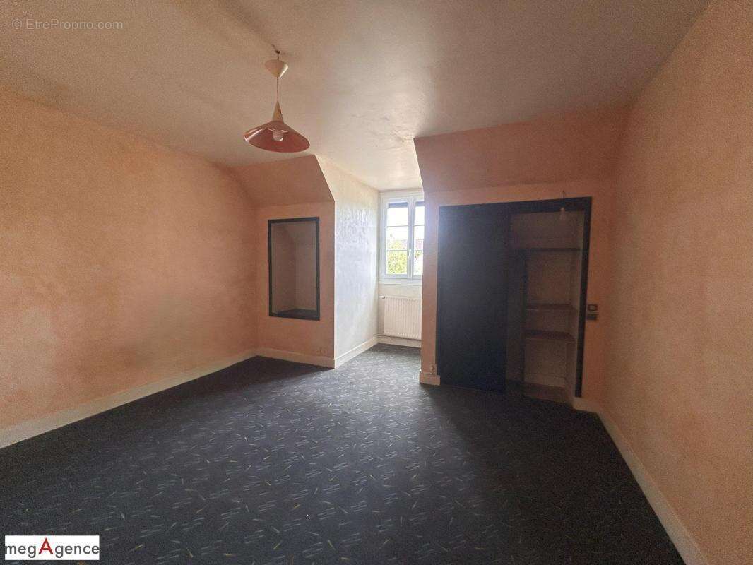 Maison à HUISSEAU-SUR-COSSON