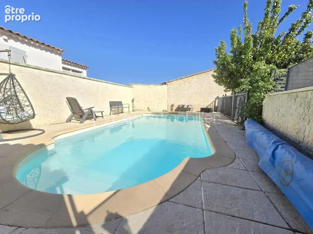 Lauris Maison 5 chambres, 150 m² piscine,  dépendance - photo 3