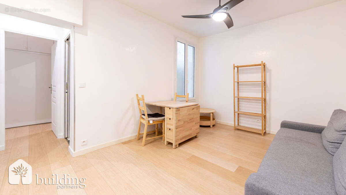 Appartement à PARIS-17E