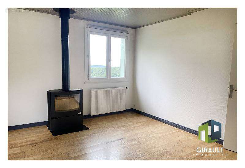 Maison à AUXELLES-HAUT